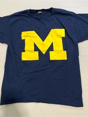 Gildan Navy Blue Kids Tee with Large Yellow 'Michigan M’Graphic